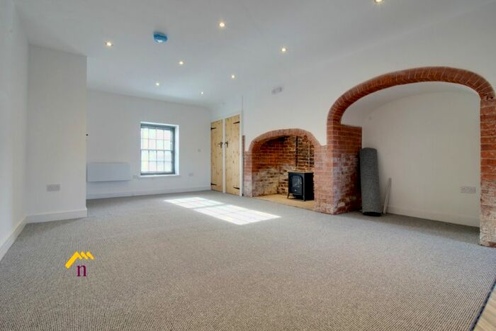 1 Bedroom Flat To Rent In Bridge Street, Thorne DN8