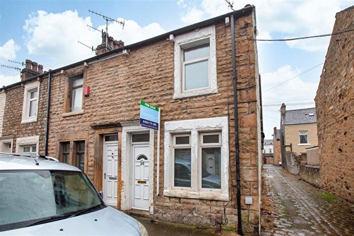 2 Bedroom End Terrace House For Sale In Broadway, Lancaster, LA1