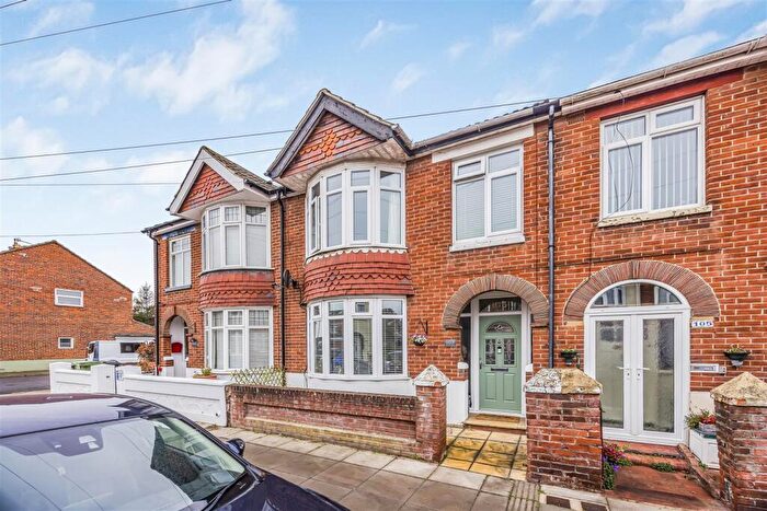 3 Bedroom Terraced House For Sale In Westover Road, Portsmouth, PO3