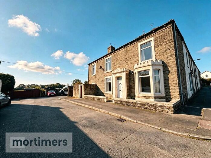 3 Bedroom End Of Terrace House For Sale In Derby Street, Rishton, Blackburn, Lancashire, BB1