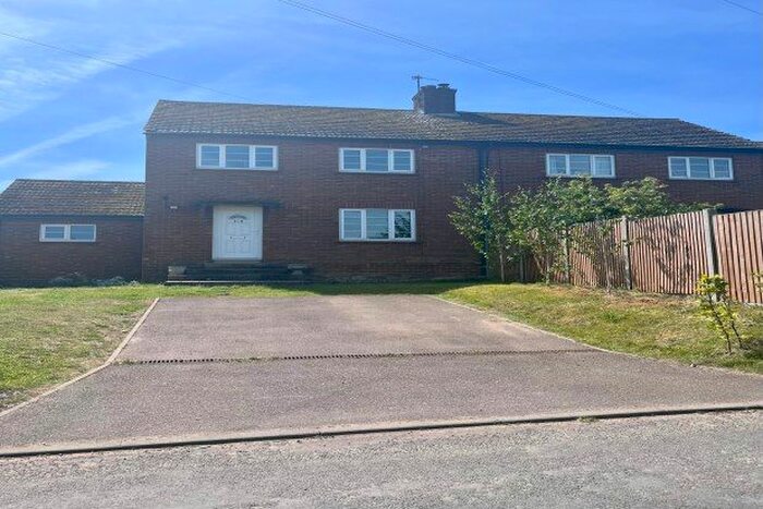 3 Bedroom Semi-Detached House To Rent In Moulton Road, Newmarket, CB8