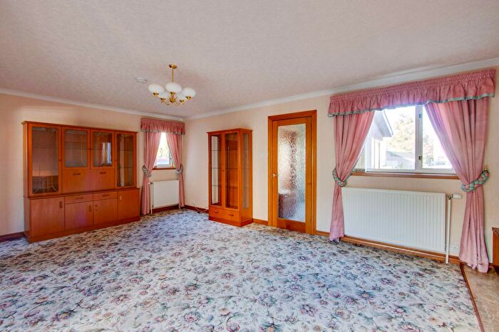 2 Bedroom Semi-Detached House For Sale In Queen Street, Montrose, DD10