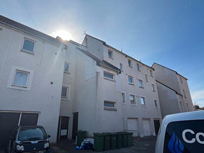 3 Bedroom Maisonette To Rent In Tyne Court, Haddington, EH41
