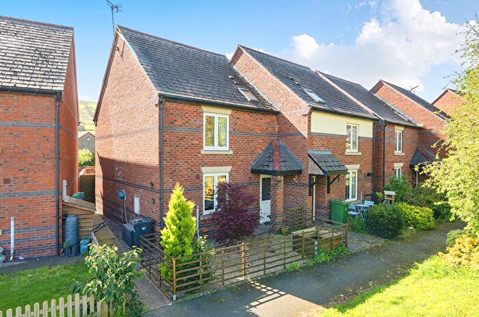 3 Bedroom Semi Detached House For Sale In Parc Caradog, Trewern, Welshpool, Powys, SY21