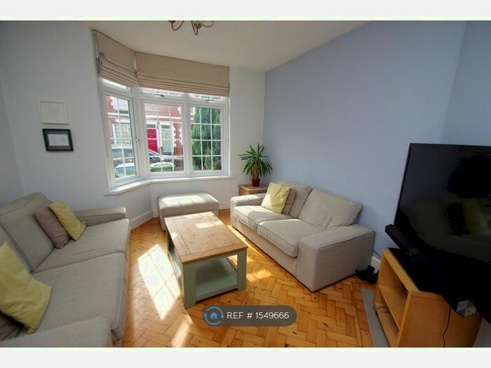 3 Bedroom Terraced House To Rent In Church Road, Watford, WD17