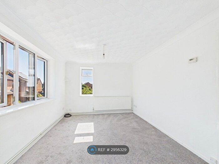 1 Bedroom Flat To Rent In Benslys Drift, Halesworth, IP19