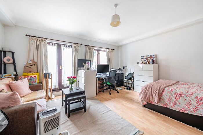 Studio To Rent In Carronade House, Wapping, E1W