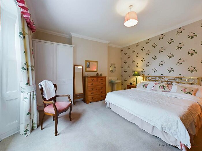 4 Bedroom House For Sale In Rise Road, Sigglesthorne, HU11
