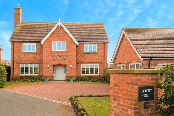 4 Bedroom Detached House For Sale In Betony Crest, Stretton Green, Tilston, SY14