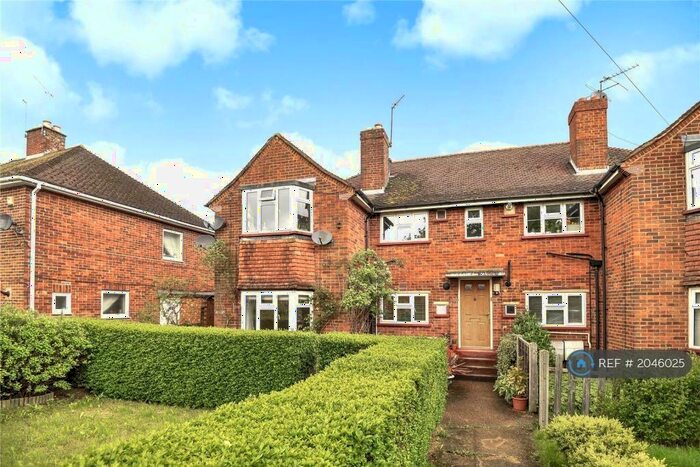 2 Bedroom Maisonette To Rent In Trevor Crescent, London, HA4