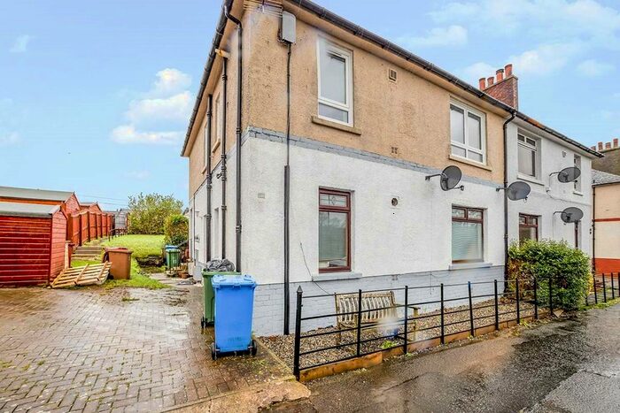 2 Bedroom Flat To Rent In Glenbank, Glen Village, Falkirk, Stirlingshire FK1