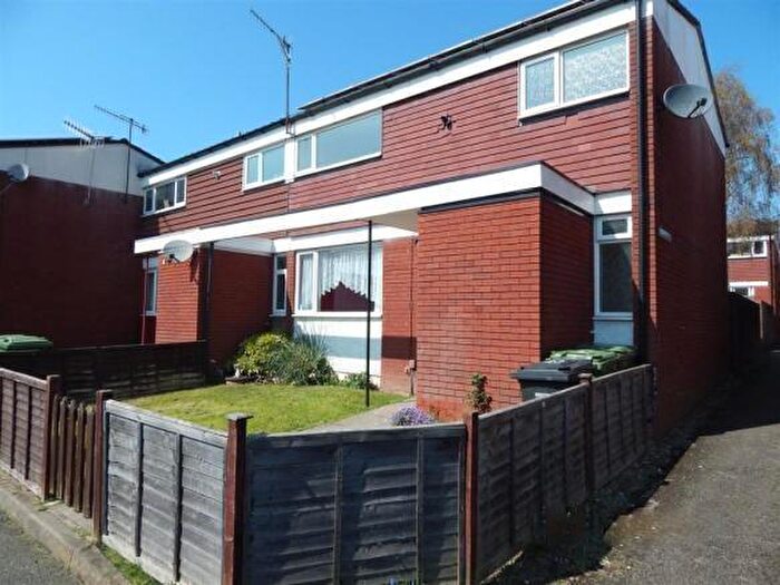 3 Bedroom End Of Terrace House To Rent In Fulbrook Close, Redditch, B98