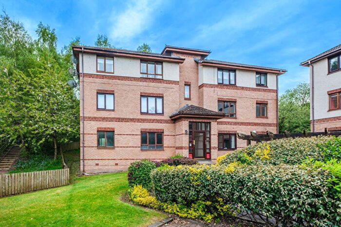 2 Bedroom Flat For Sale In William Street, Hamilton, ML3