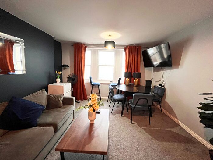 1 Bedroom Flat To Rent In South Street, Brighton, BN1