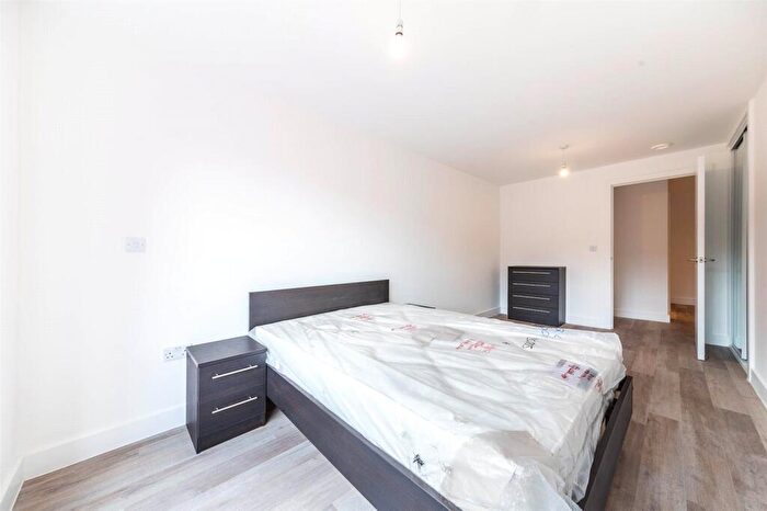 2 Bedroom Apartment To Rent In Digbeth Square, Bradford Street, Digbeth, Birmingham, B12