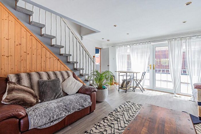 4 Bedroom End Of Terrace House For Sale In Uplands Crescent, Llandough, Penarth, CF64