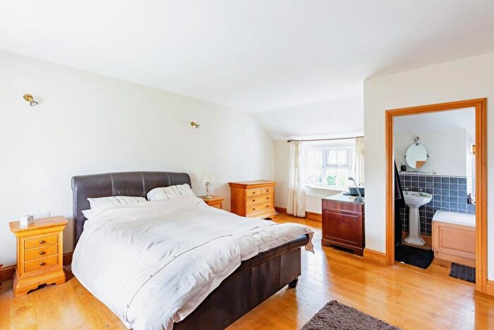 4 Bedroom Detached House For Sale In Church Lane, Great Doddington, NN29