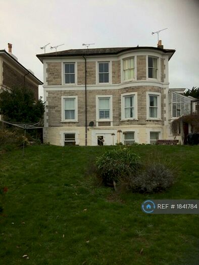 2 Bedroom Flat To Rent In Belvedere Street, Ryde Iow, PO33