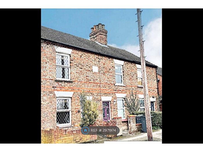 2 Bedroom Terraced House To Rent In Tempsford St, Bedford, MK42