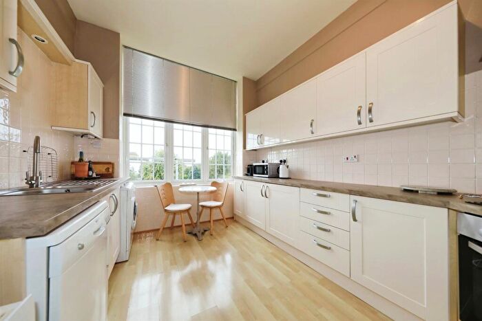 2 Bedroom Flat For Sale In Farley Lane, Romsley, Halesowen, B62