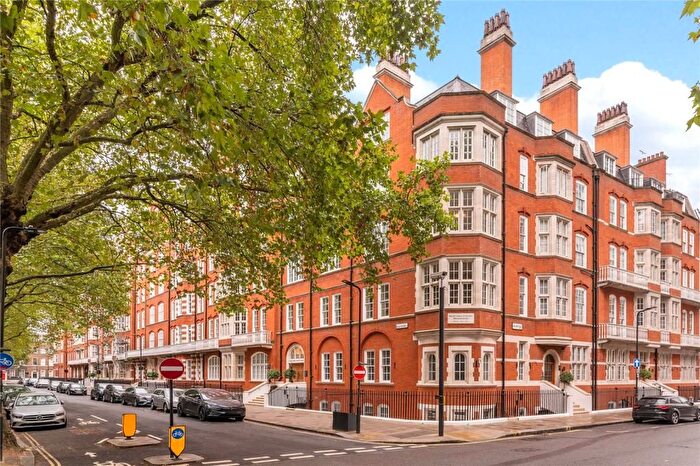 1 Bedroom Flat To Rent In Bedford Avenue, London, WC1B