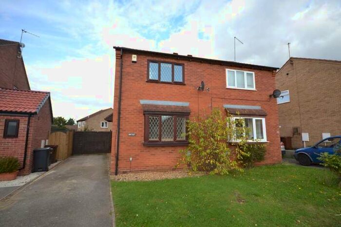2 Bedroom Semi-Detached House To Rent In Kelburn Close, Northampton, NN4