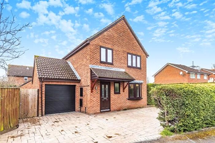 4 Bedroom Detached House To Rent In Ashcroft Close, Oxford, OX2