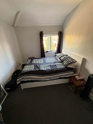 3 Bedroom Semi-Detached House To Rent In Thorpe Close, Nottingham, NG9