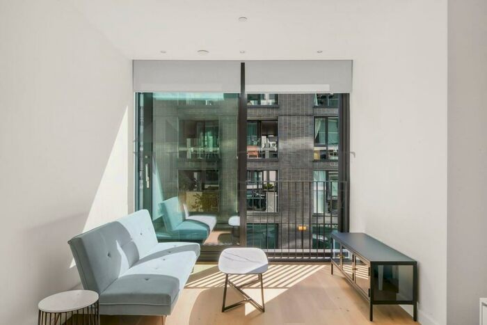 Apartment To Rent In The Makers Building, Jasper Walk, N1