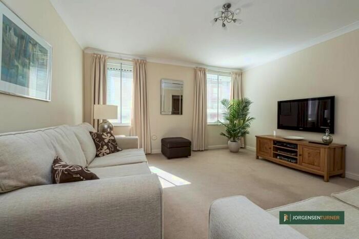 1 Bedroom Flat To Rent In Greville Road, London, NW6