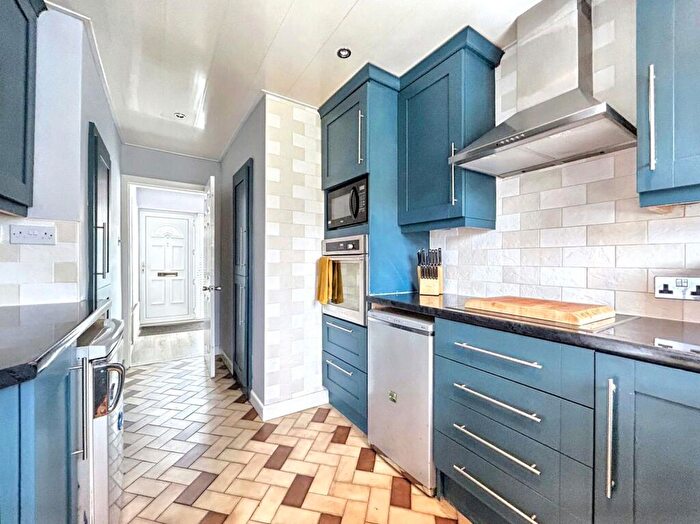2 Bedroom Semi-Detached House For Sale In Hertford Place, Peterlee, Durham, SR8