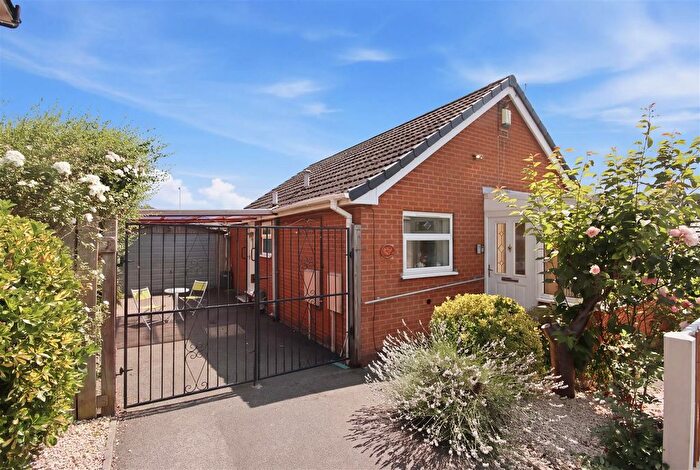 2 Bedroom Detached Bungalow For Sale In Victoria Street North, Old Whittington, Chesterfield, S41
