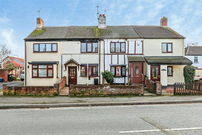 2 Bedroom Terraced House For Sale In Wroot Road, Finningley, Doncaster, DN9