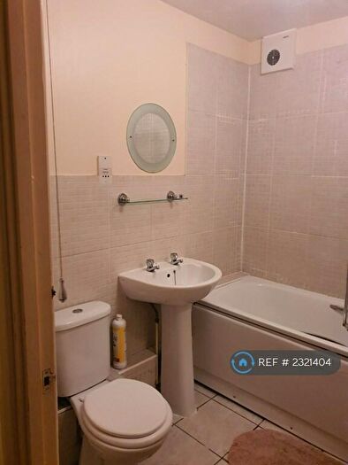 2 Bedroom Flat To Rent In Cuthberga Close, Barking, IG11