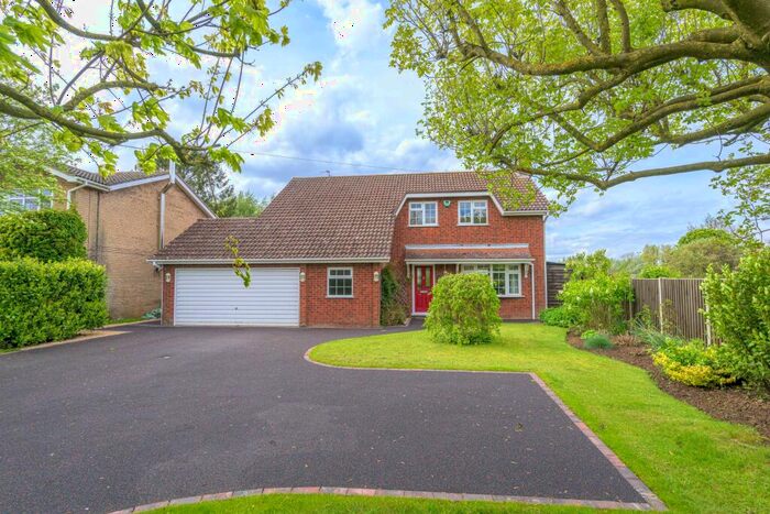 4 Bedroom Detached House For Sale In Station Road, Surfleet, Spalding, PE11