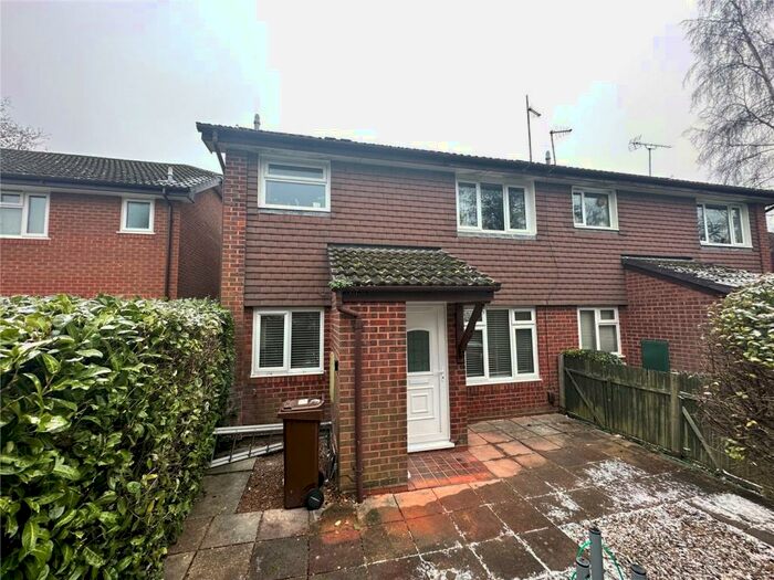 1 Bedroom Ground Flat To Rent In Latham Road, Romsey, Hampshire, SO51