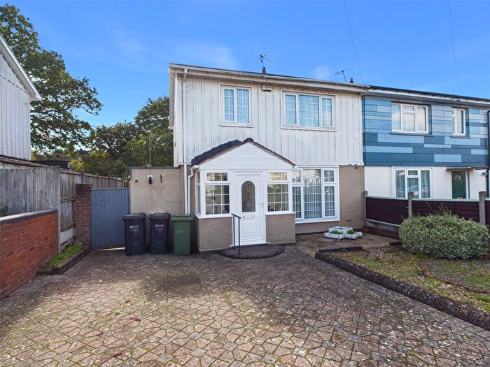 3 Bedroom Semi-Detached House For Sale In Mersey Road, Worcester, Worcestershire, WR5