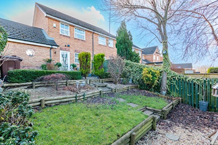 2 Bedroom Semi-Detached House For Sale In Stead Hill Way, Thackley, Bradford, West Yorkshire, BD10