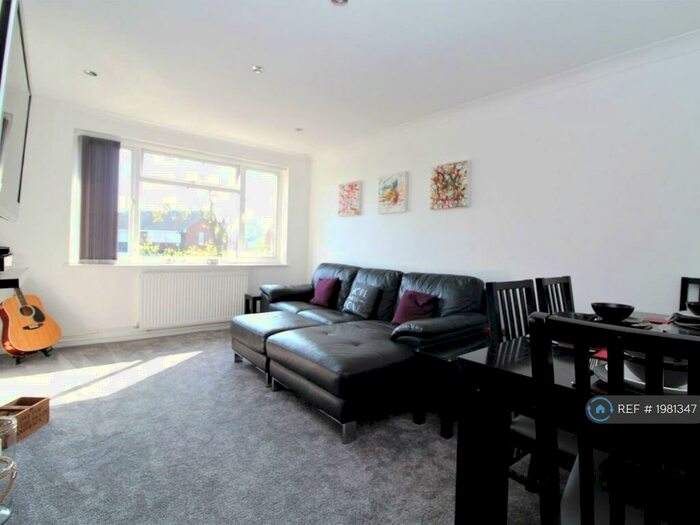 2 Bedroom Maisonette To Rent In Mossdown Close, Belvedere, DA17