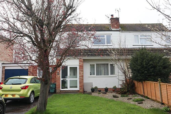 4 Bedroom House To Rent In Stonewell Park Road, Congresbury, Bristol, BS49