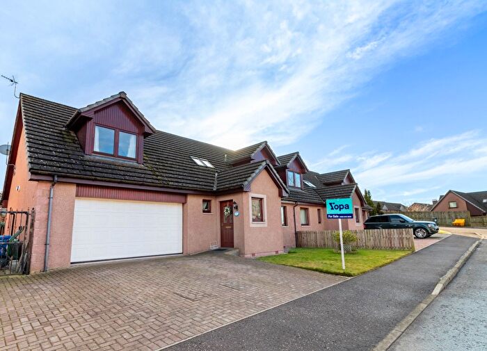4 Bedroom Semi-Detached House For Sale In Old Mill Place, Friockheim, Arbroath, DD11