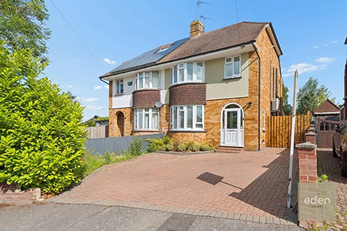 3 Bedroom Semi-Detached House For Sale In Tonbridge Road, Maidstone, ME16