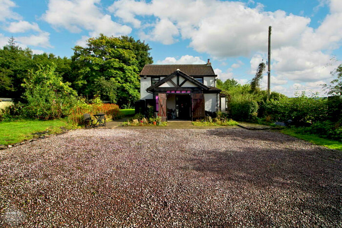 2 Bedroom Detached House For Sale In Llwydcoed, Aberdare, CF44
