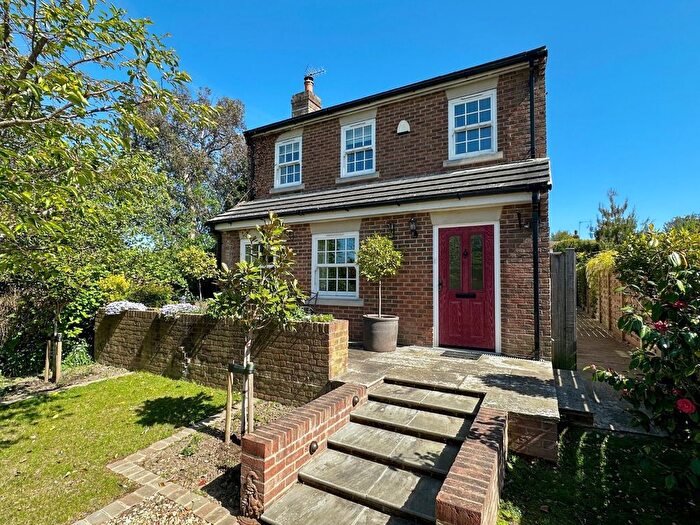 4 Bedroom Detached House For Sale In London Road, Deal, Kent, CT14