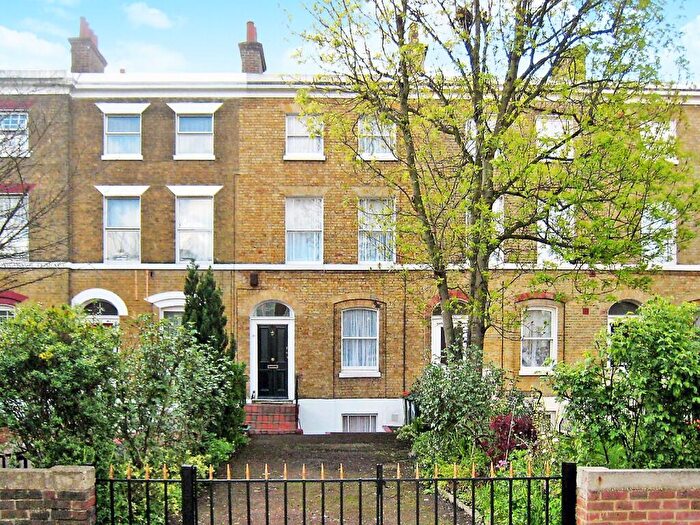 4 Bedroom House To Rent In Romford Road, Stratford, London, E15