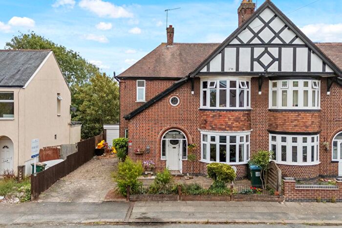 3 Bedroom Semi-Detached House For Sale In Batemans Acre South, Coventry, CV6