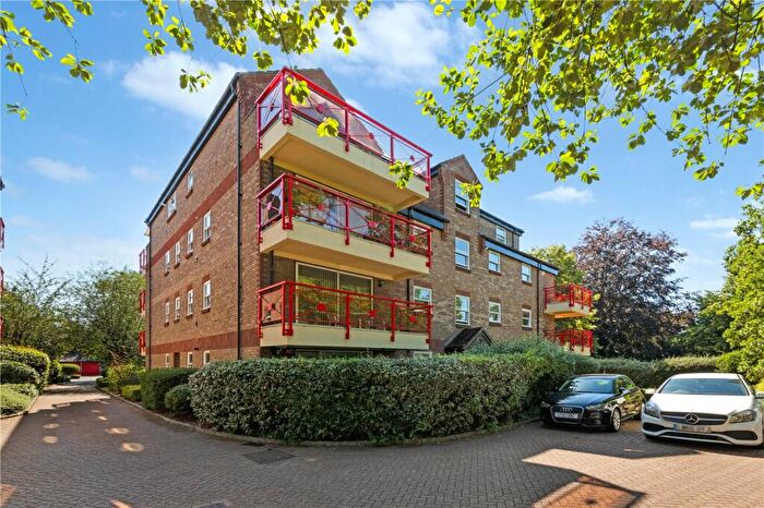 1 Bedroom Apartment For Sale In Park Road, Beckenham, BR3