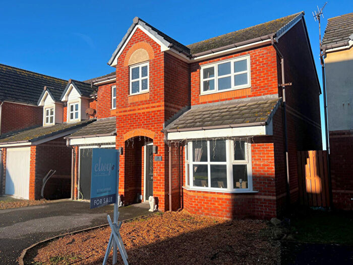 4 Bedroom Detached House For Sale In Pen Y Cae, Abergele, LL22