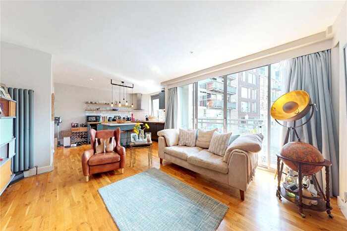 2 Bedroom Flat For Sale In Tanner Street, London, SE1