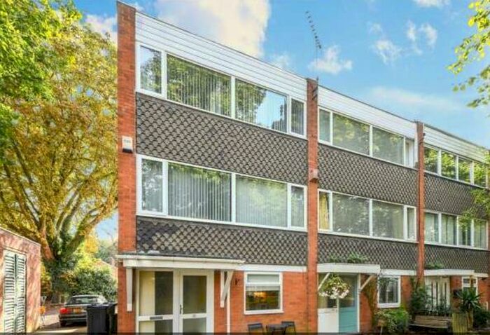 3 Bedroom House To Rent In Ainsdale Gardens, Birmingham, B24